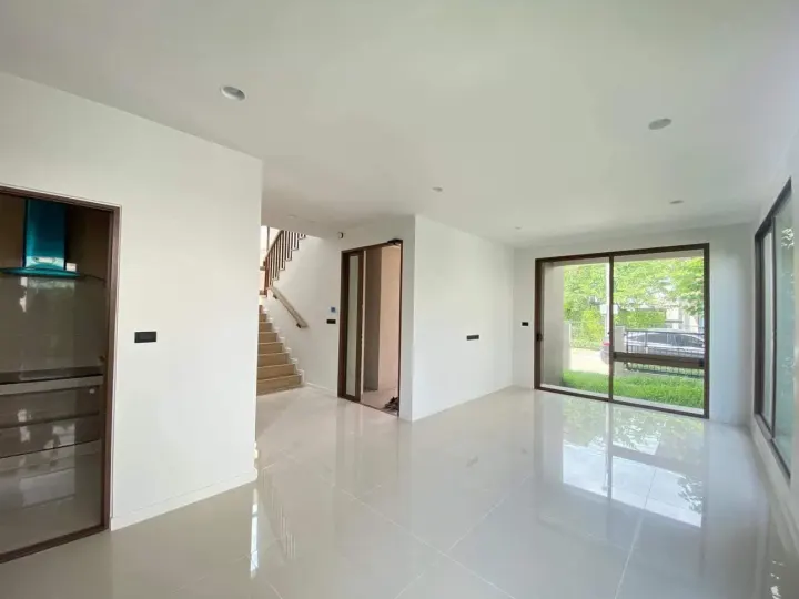 Property photos for Burasiri Krungthep Kreetha