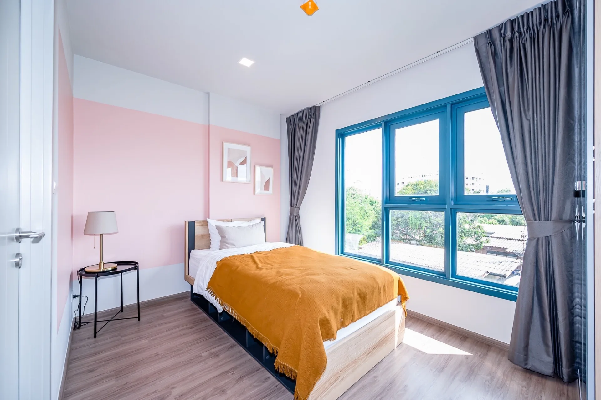 Property photos for THE BASE Sukhumvit 50