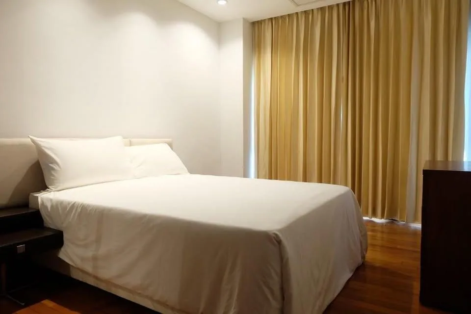 Property photos for Royal Residence Park