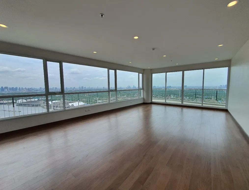 Property photos for Supalai Riva Grande