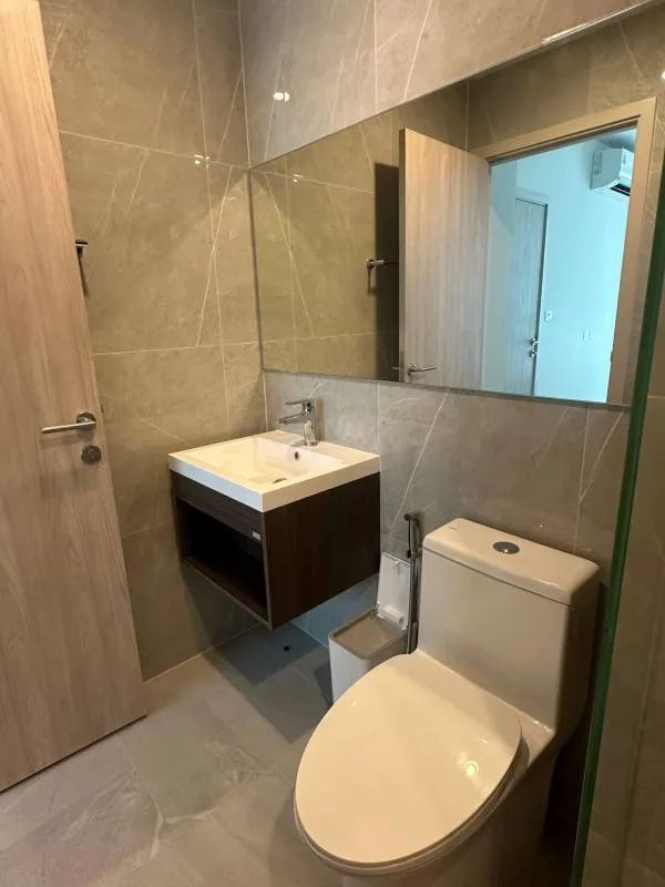 Property photos for Nue District R9
