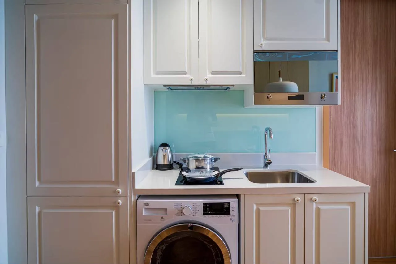Property photos for Noble BE 33