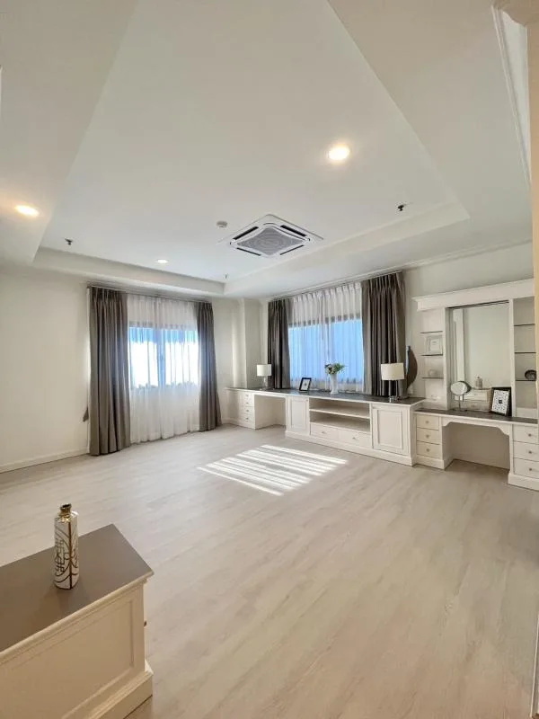Property photos for G.p. Grande Tower