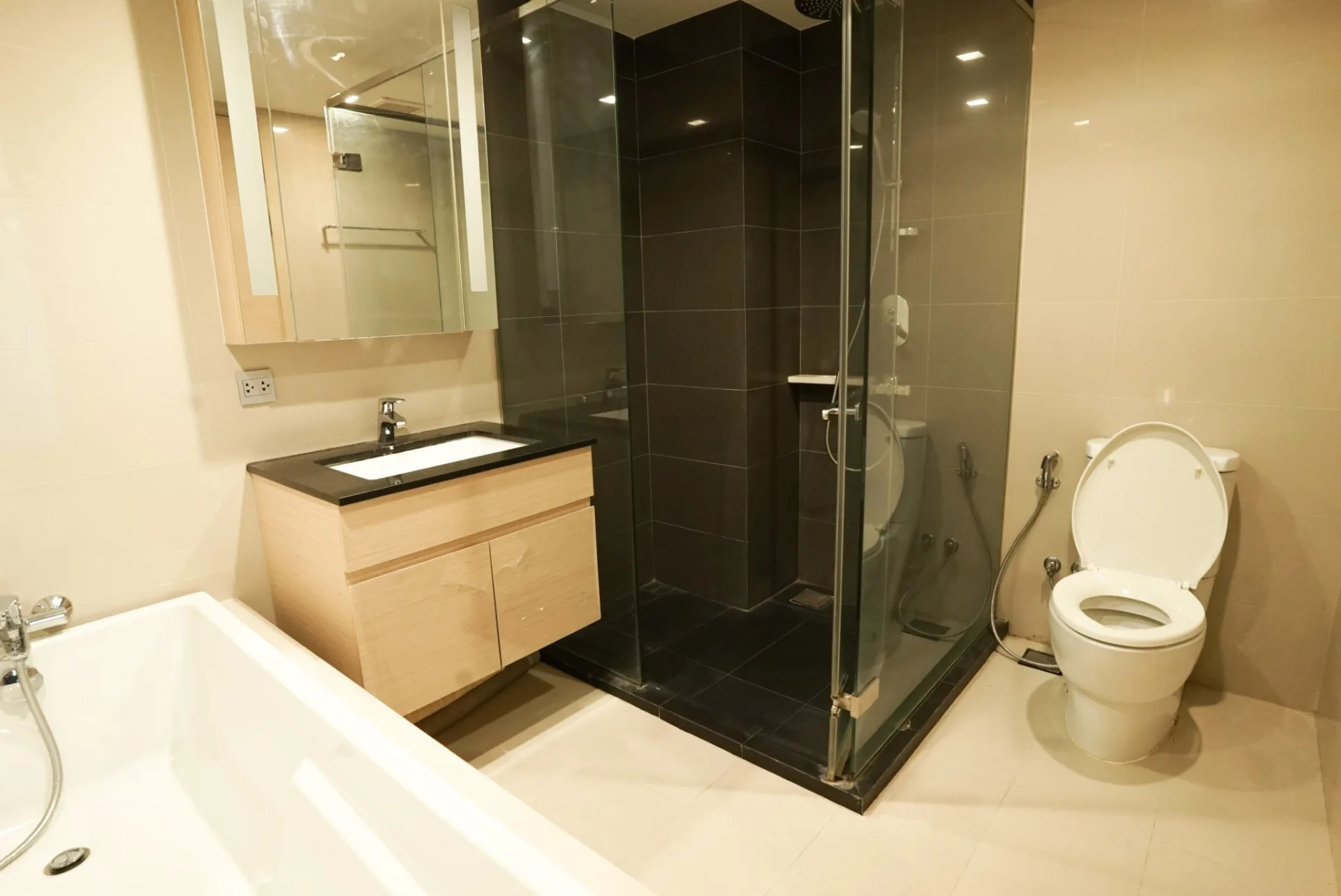 Property photos for Via Botani