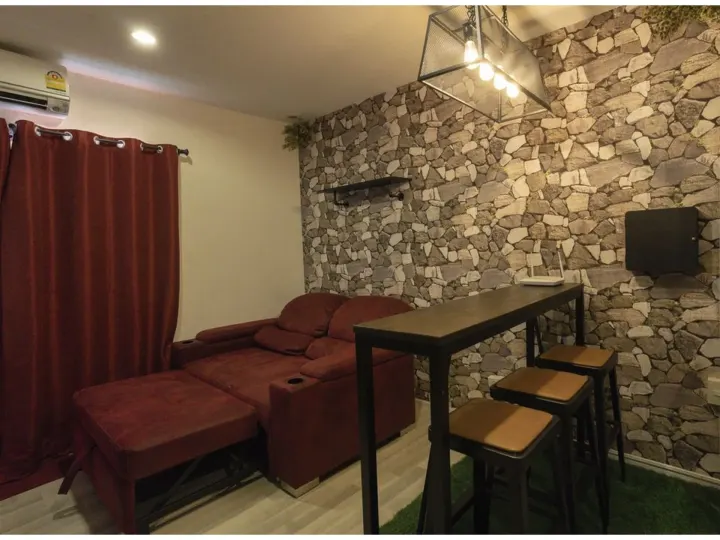 Property photos for The Key Sathorn - Charoenraj