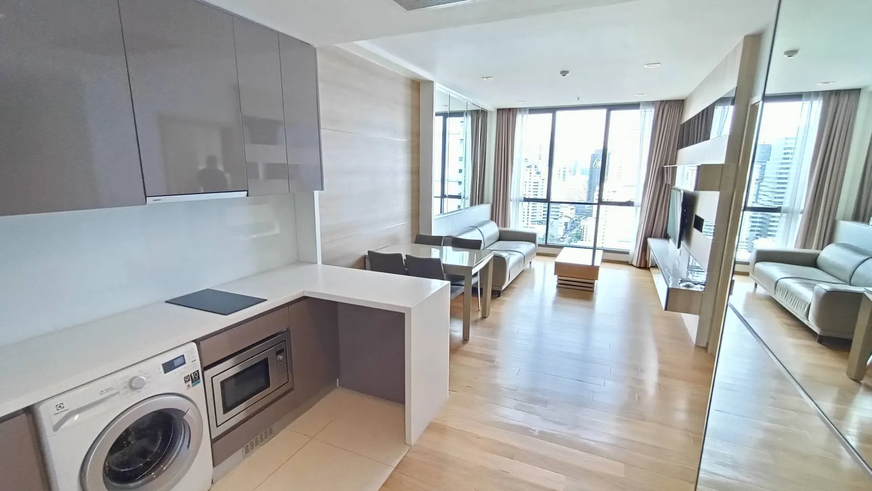 Property photos for Hyde Sukhumvit 13
