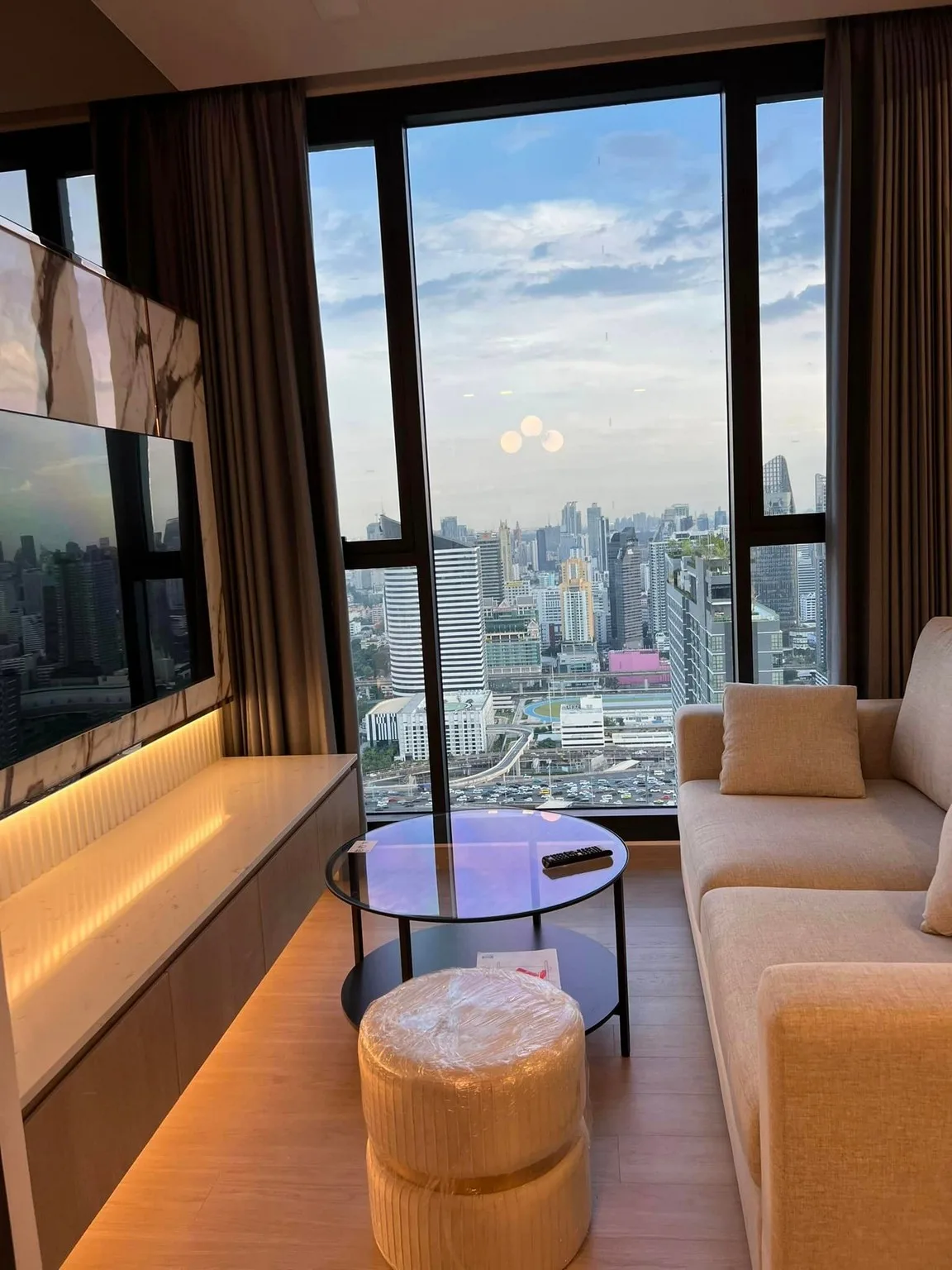 Property photos for One 9 Five Asoke - Rama 9