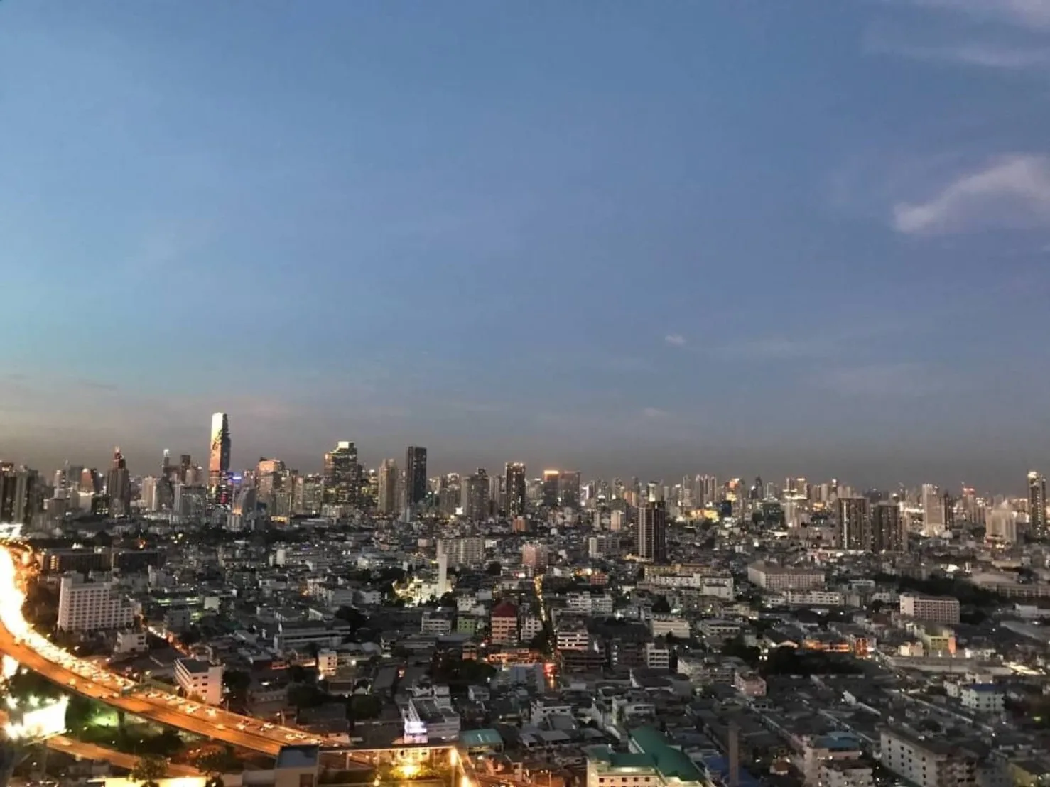 Property photos for The Key Sathorn - Charoenraj