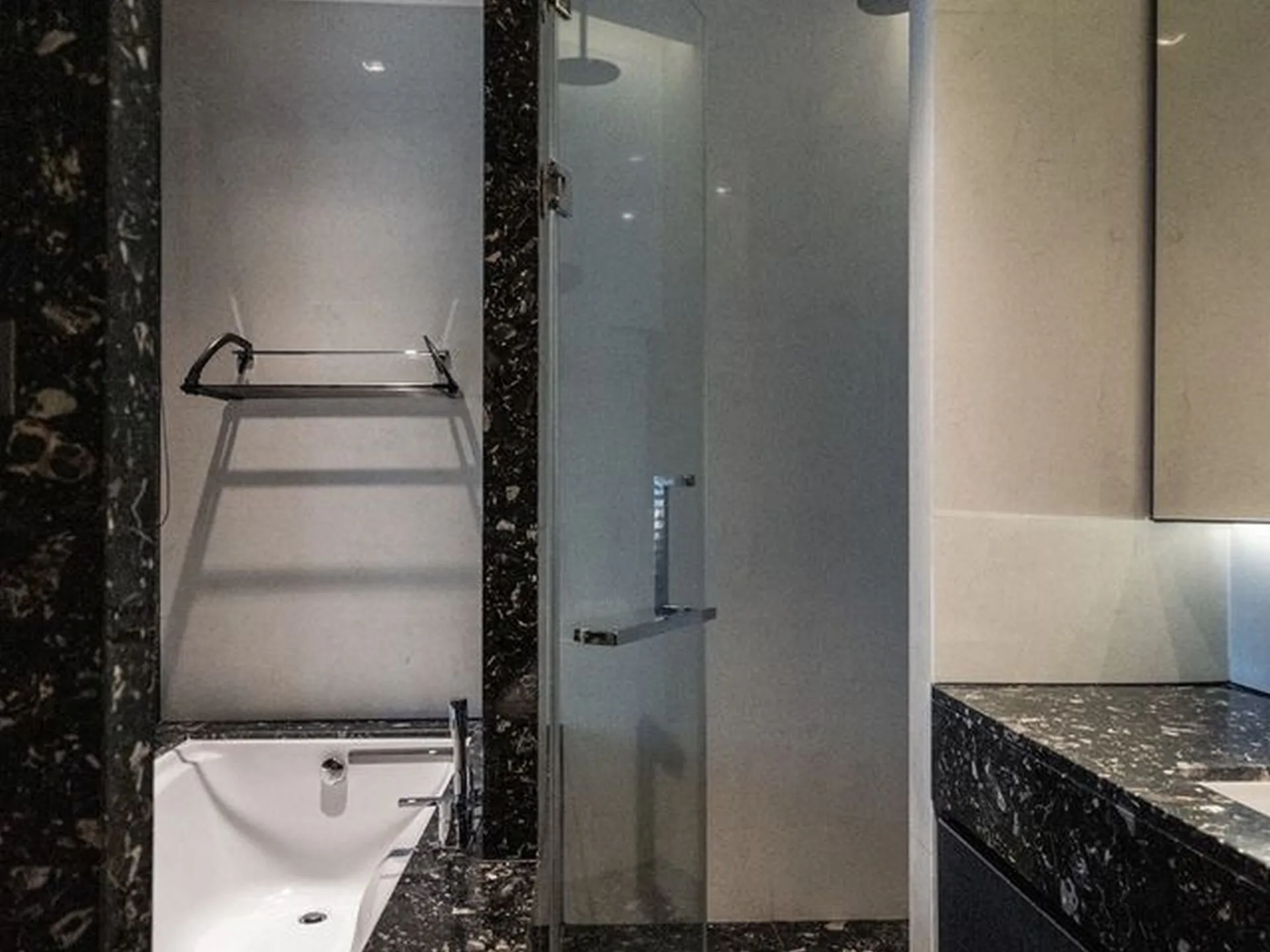 Property photos for BEATNIQ Sukhumvit 32