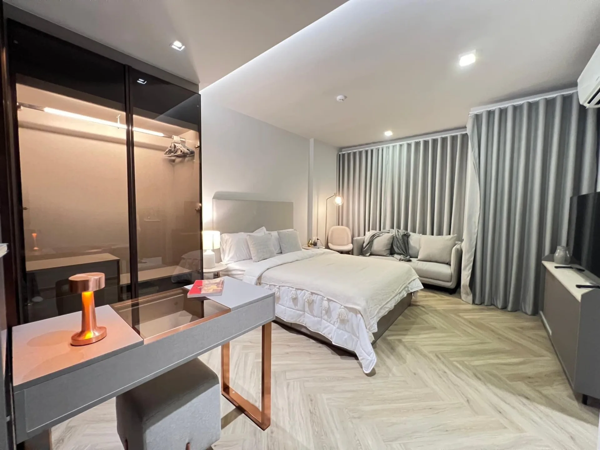 Property photos for Chapter Thonglor 25