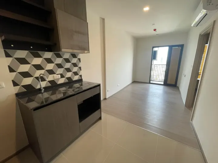 Property photos for The Base Phetchaburi-thonglor