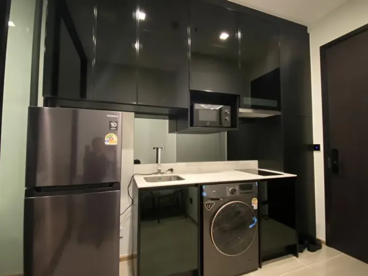 Property photos for Noble Around Ari