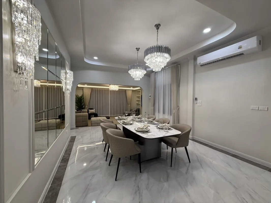 Property photos for Sun Palm Village