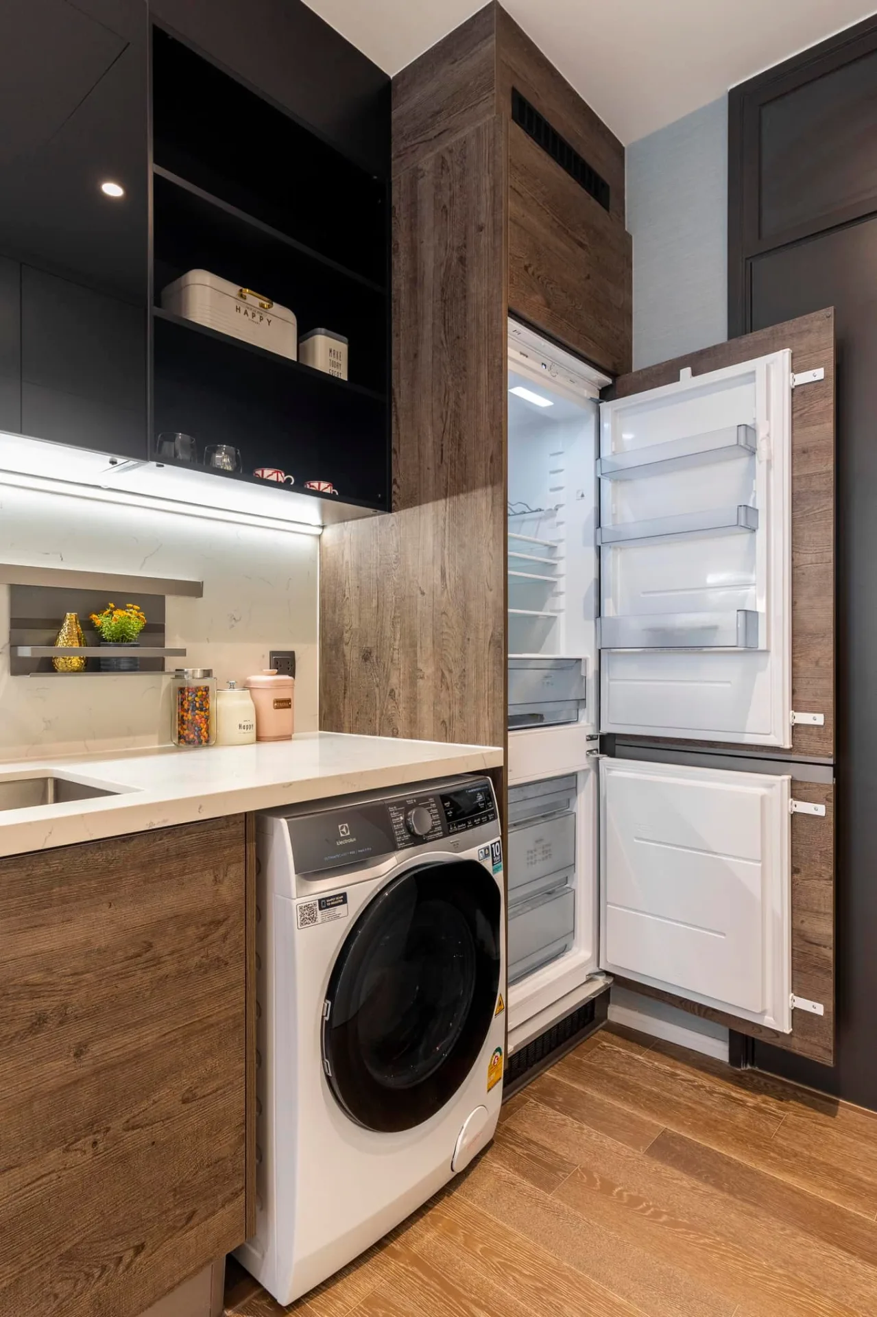Property photos for Muniq Langsuan