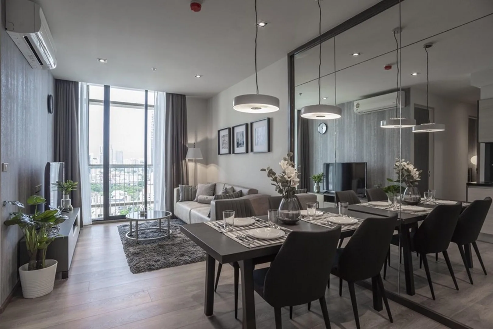 Property photos for Park Origin Phromphong