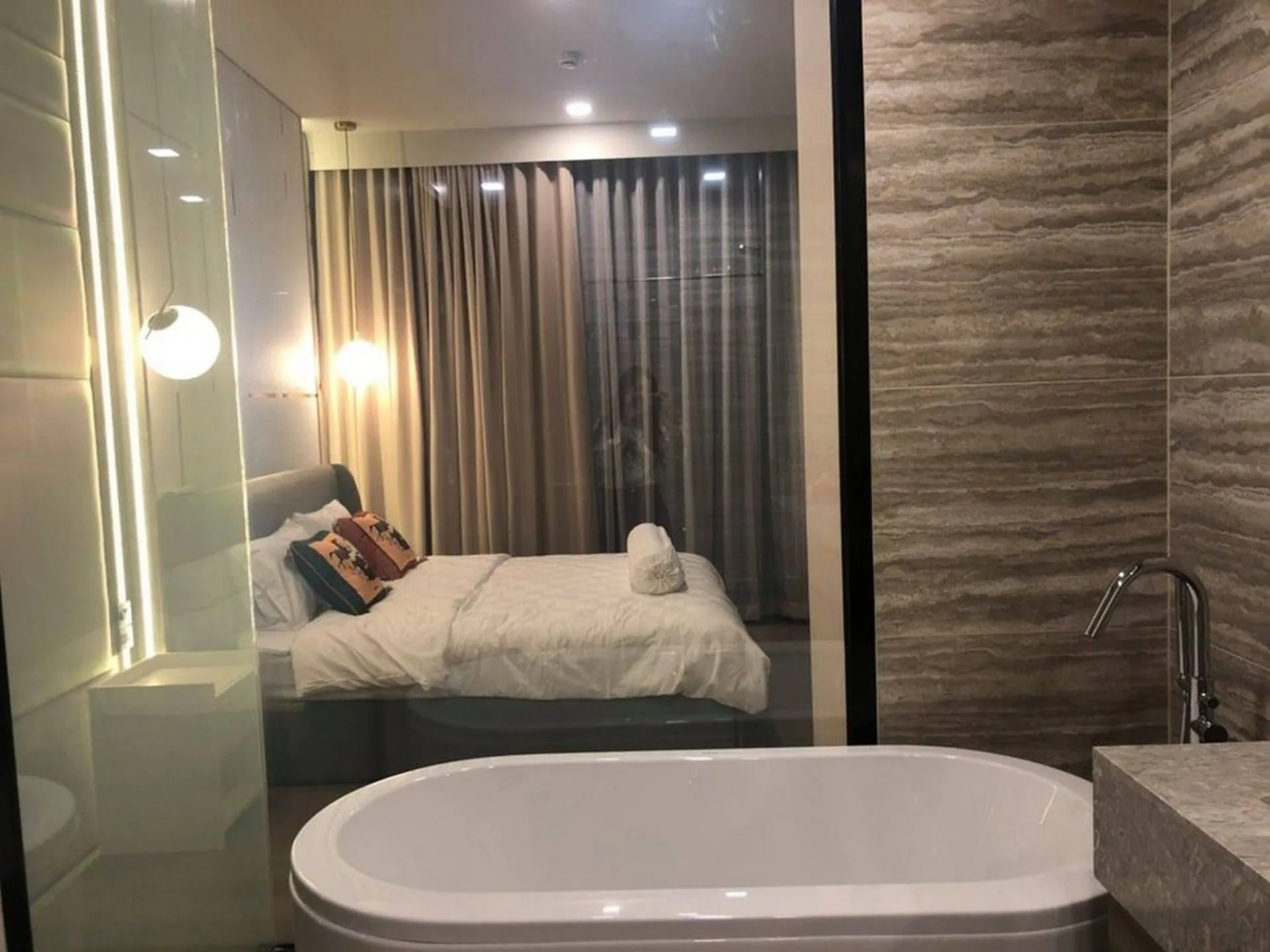 Property photos for Celes Asoke