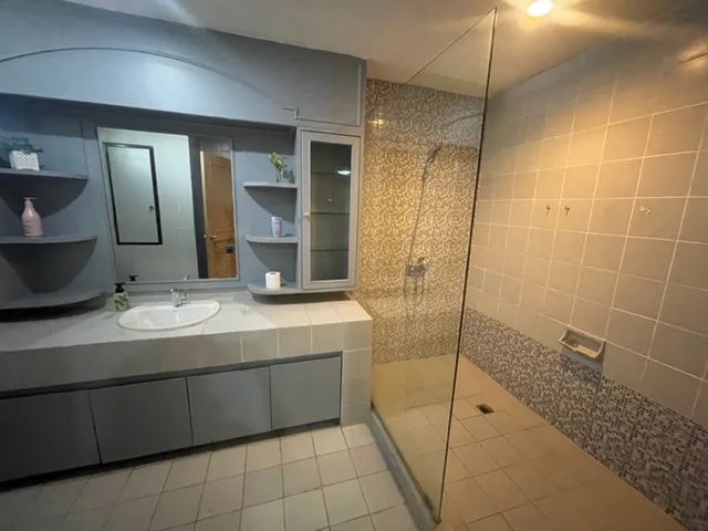 Property photos for Oriental Towers