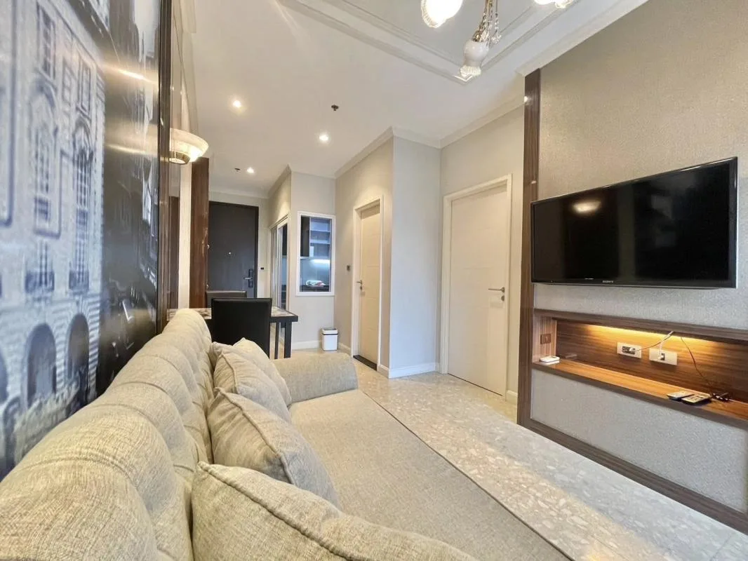 Property photos for The Crest Sukhumvit 34