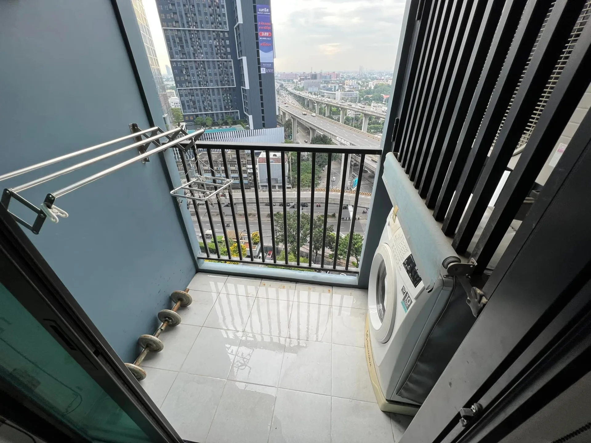 Property photos for The Base Rama 9 - Ramkhamhaeng