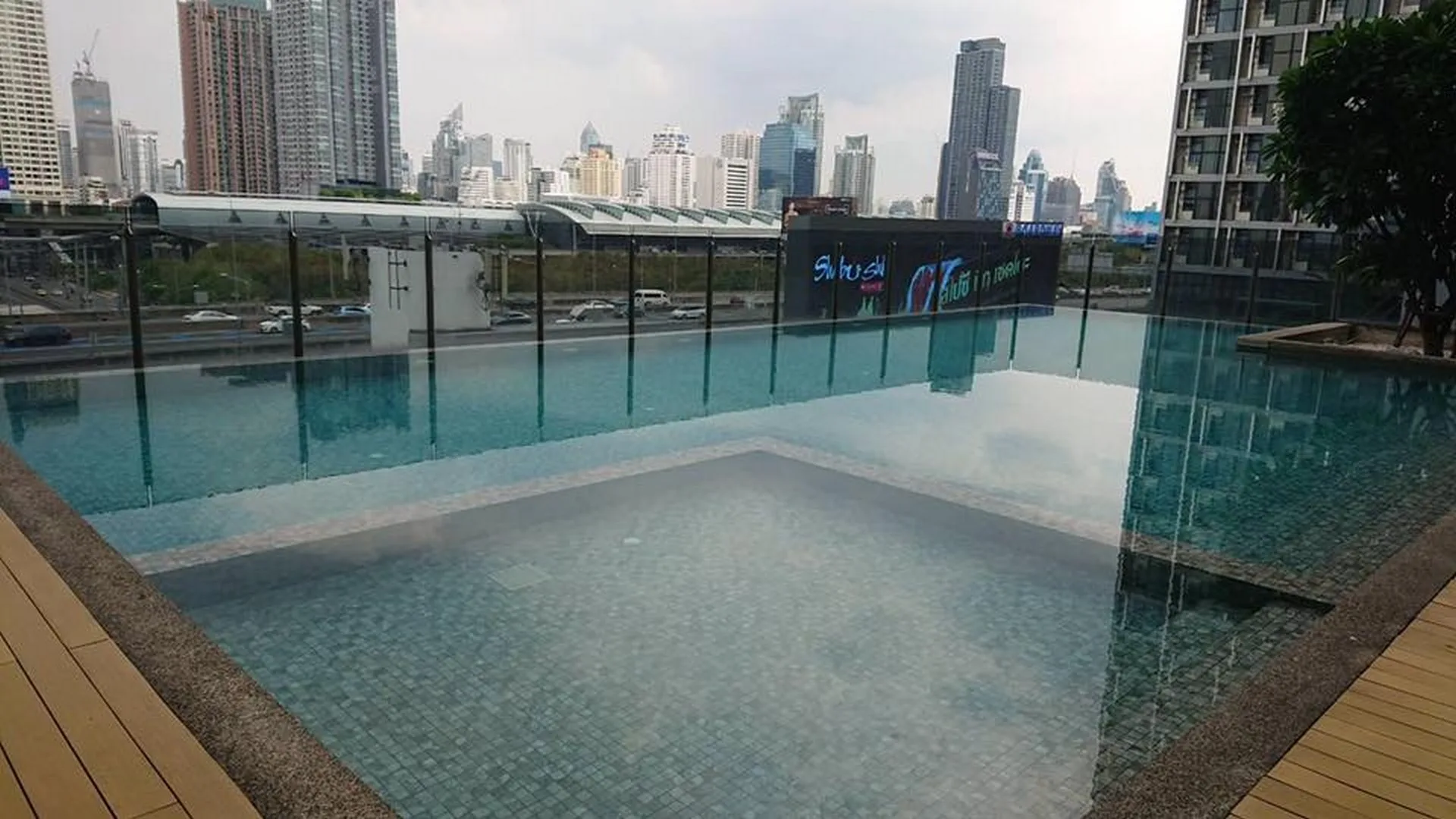 Property photos for Rhythm Asoke 2