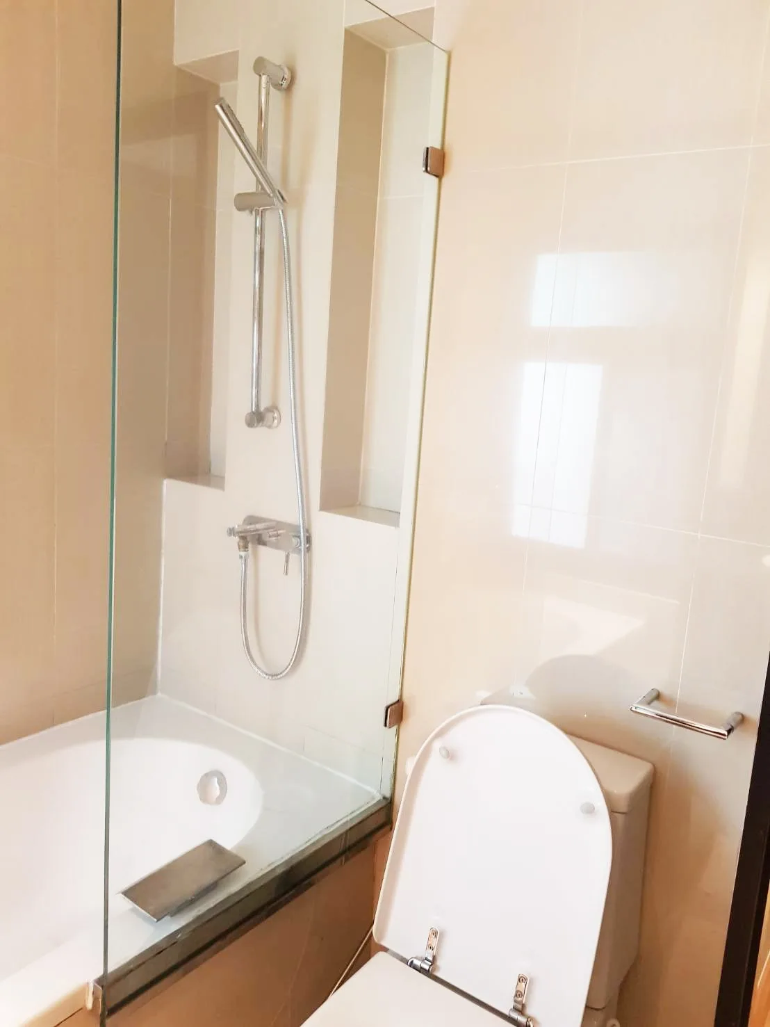 Property photos for Sathorn Gardens