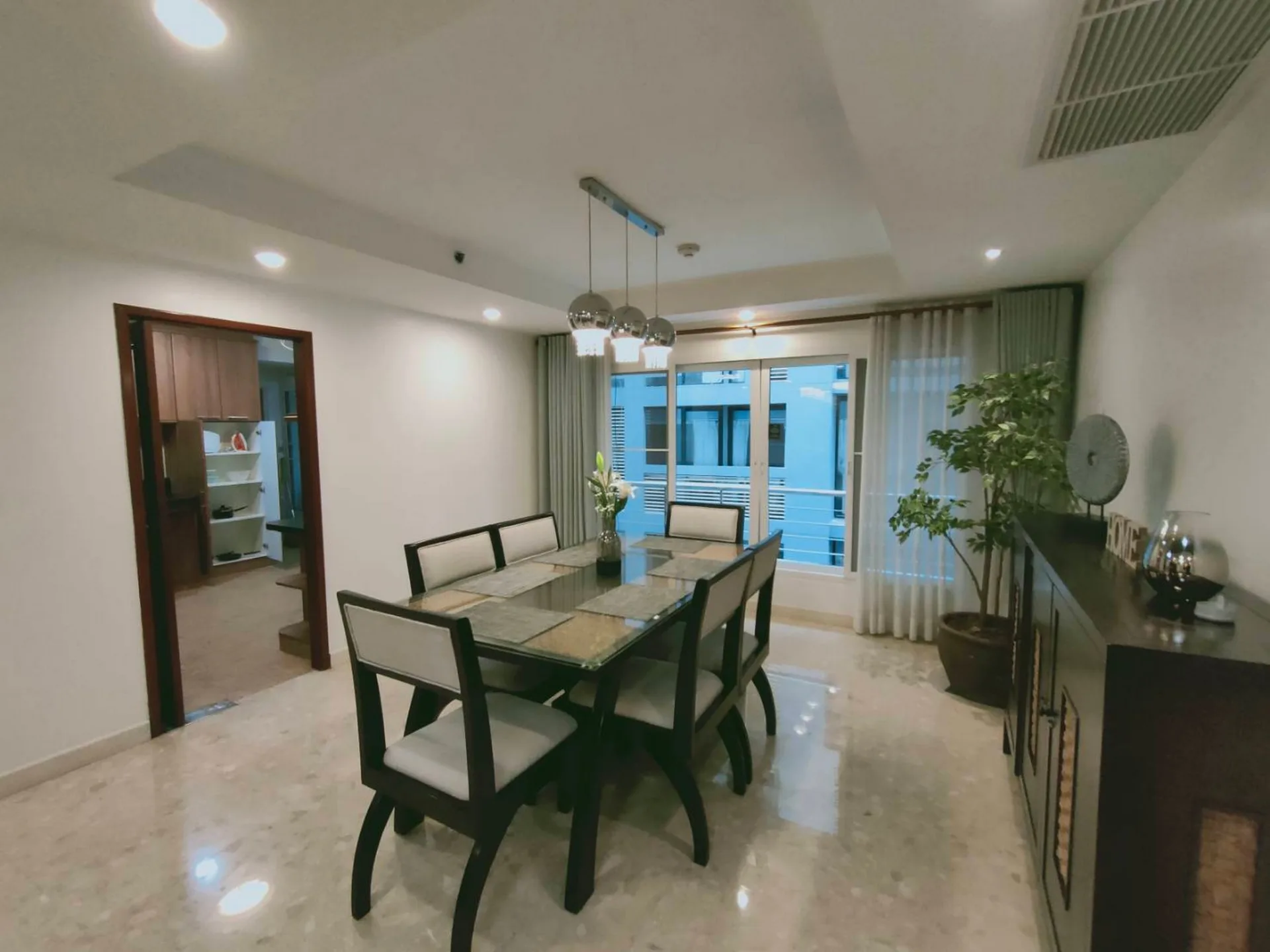 Property photos for JJ Mansion