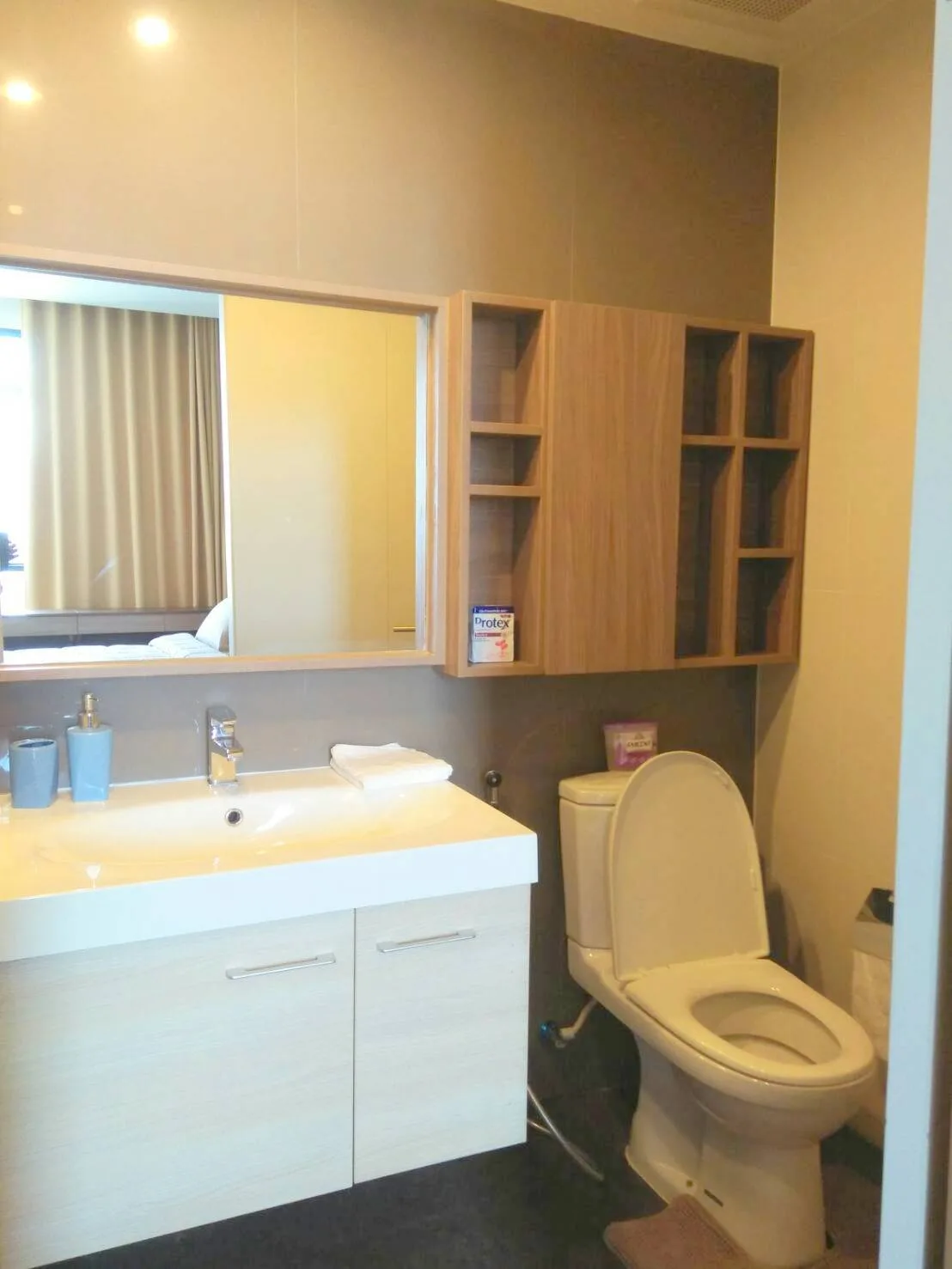 Property photos for The Capital Ekamai-Thonglor