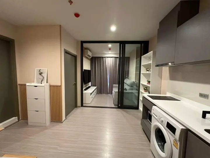 Property photos for Life Asoke Hype