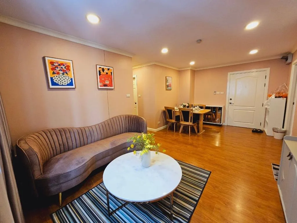 Property photos for Lumpini Suite Sukhumvit 41