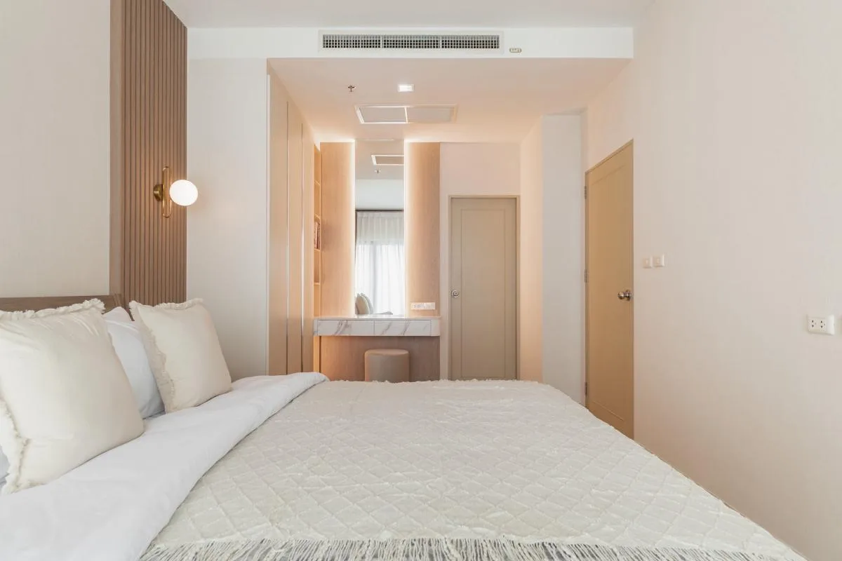 Property photos for Noble Reveal