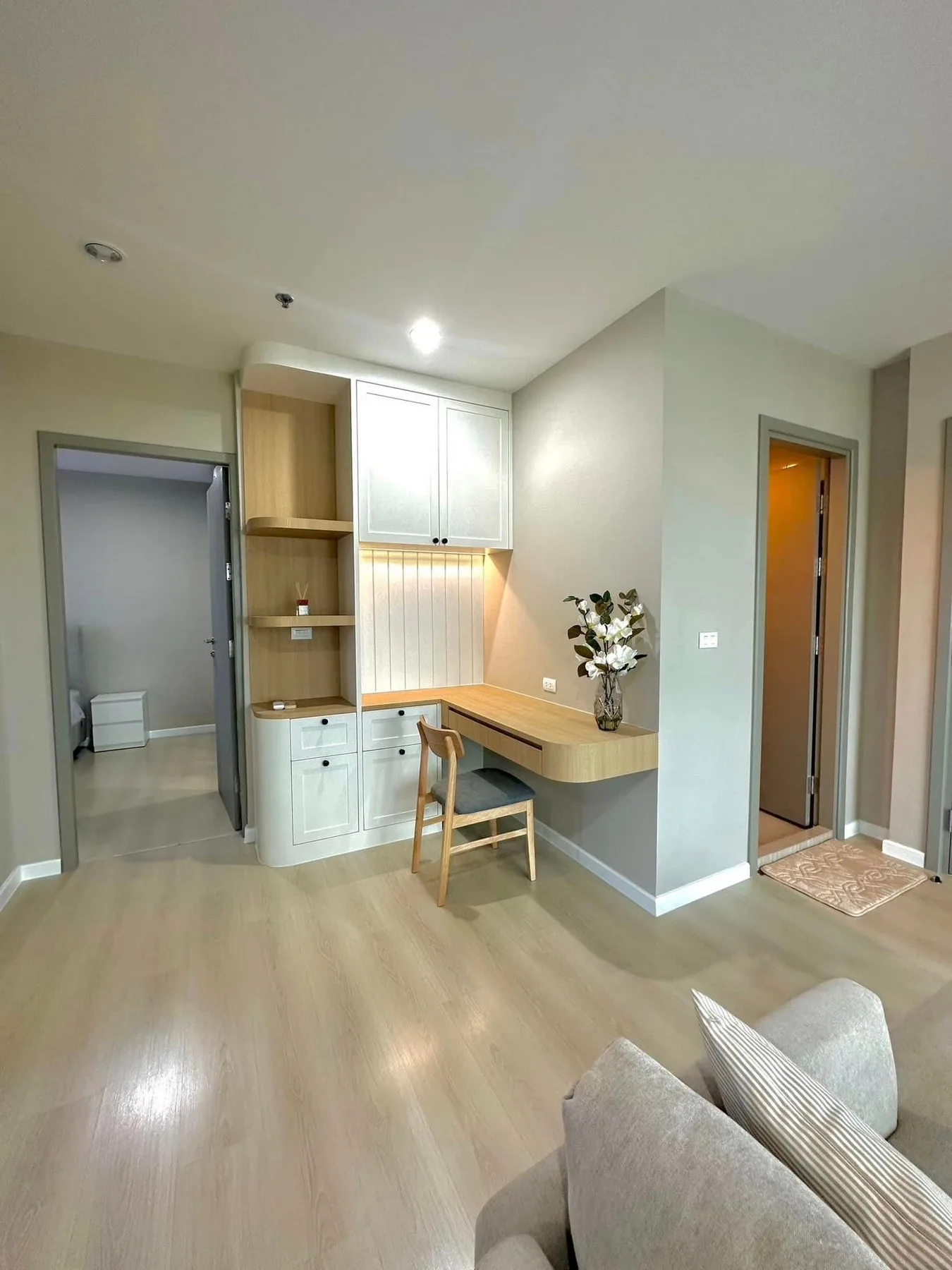 Property photos for Life Ratchadapisek
