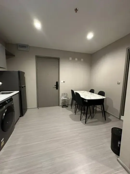 Property photos for Life Asoke Hype