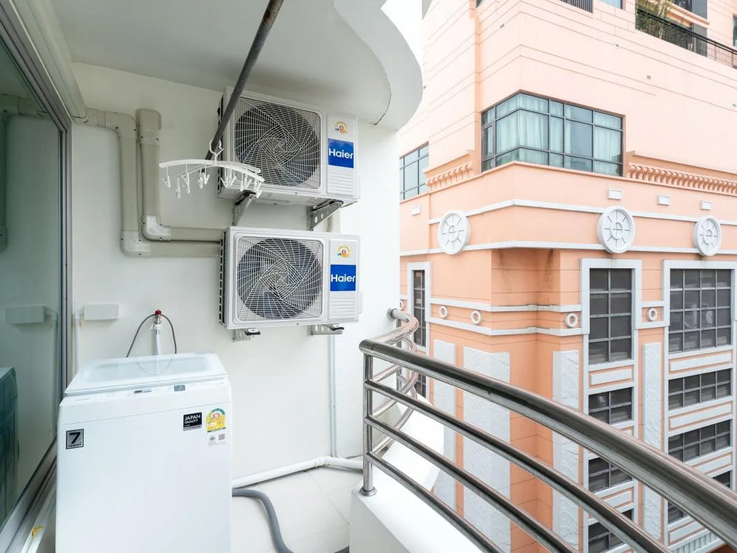 Property photos for Charming Resident Sukhumvit 22