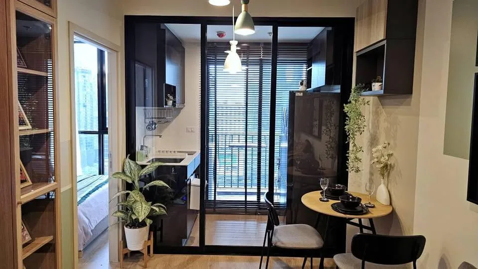 Property photos for Nue District R9