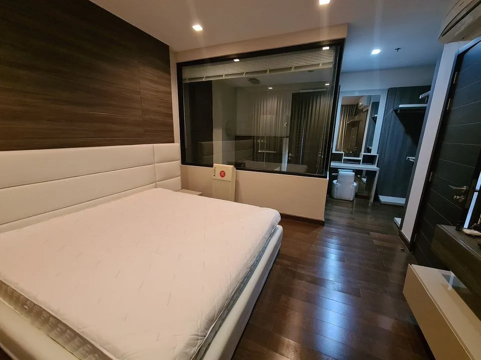 Property photos for Ivy Ampio