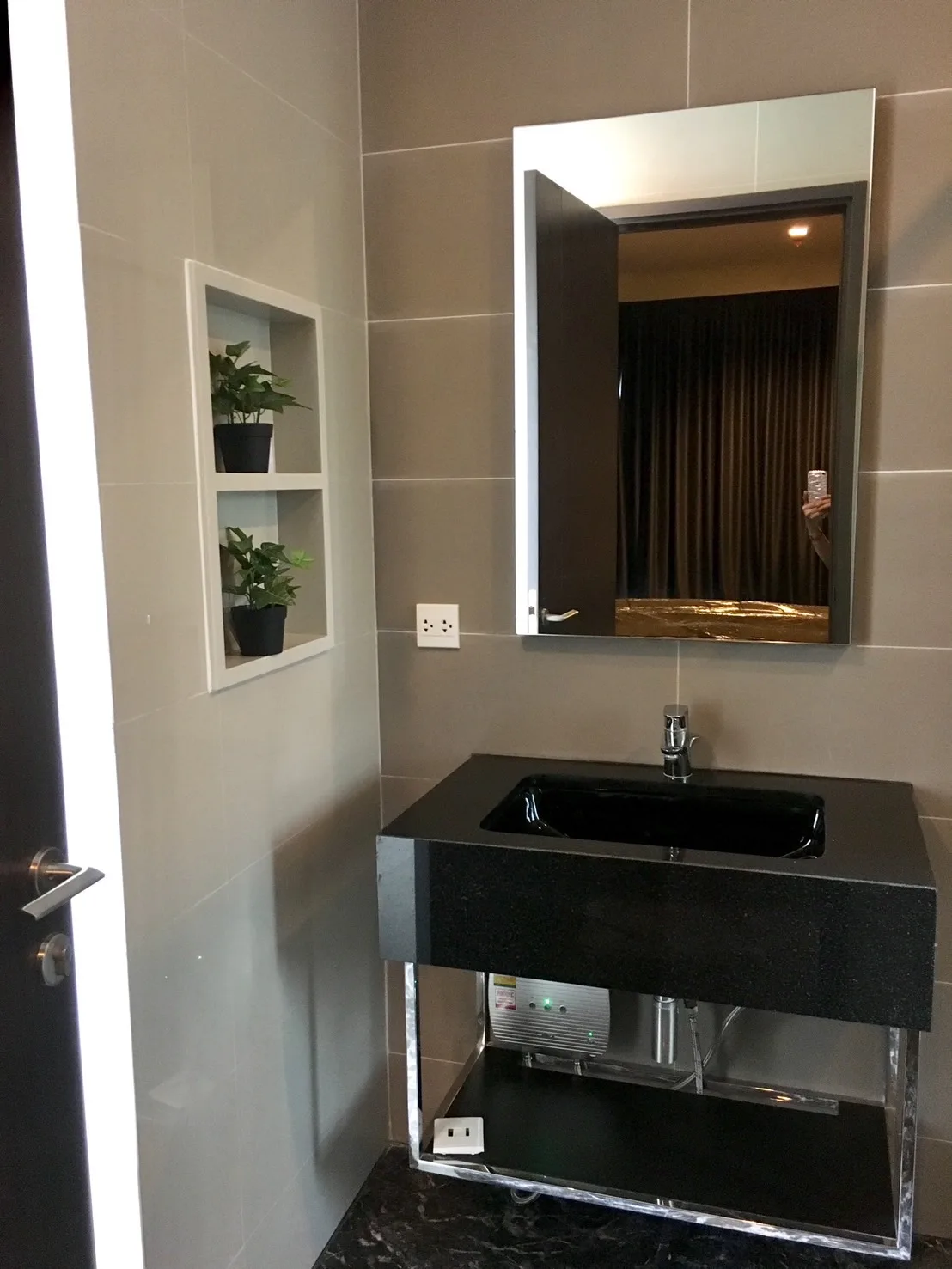 Property photos for Edge Sukhumvit 23
