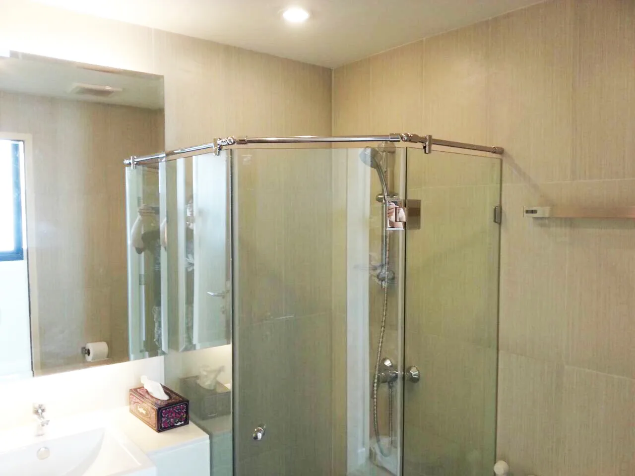 Property photos for Zenith Place Sukhumvit 42