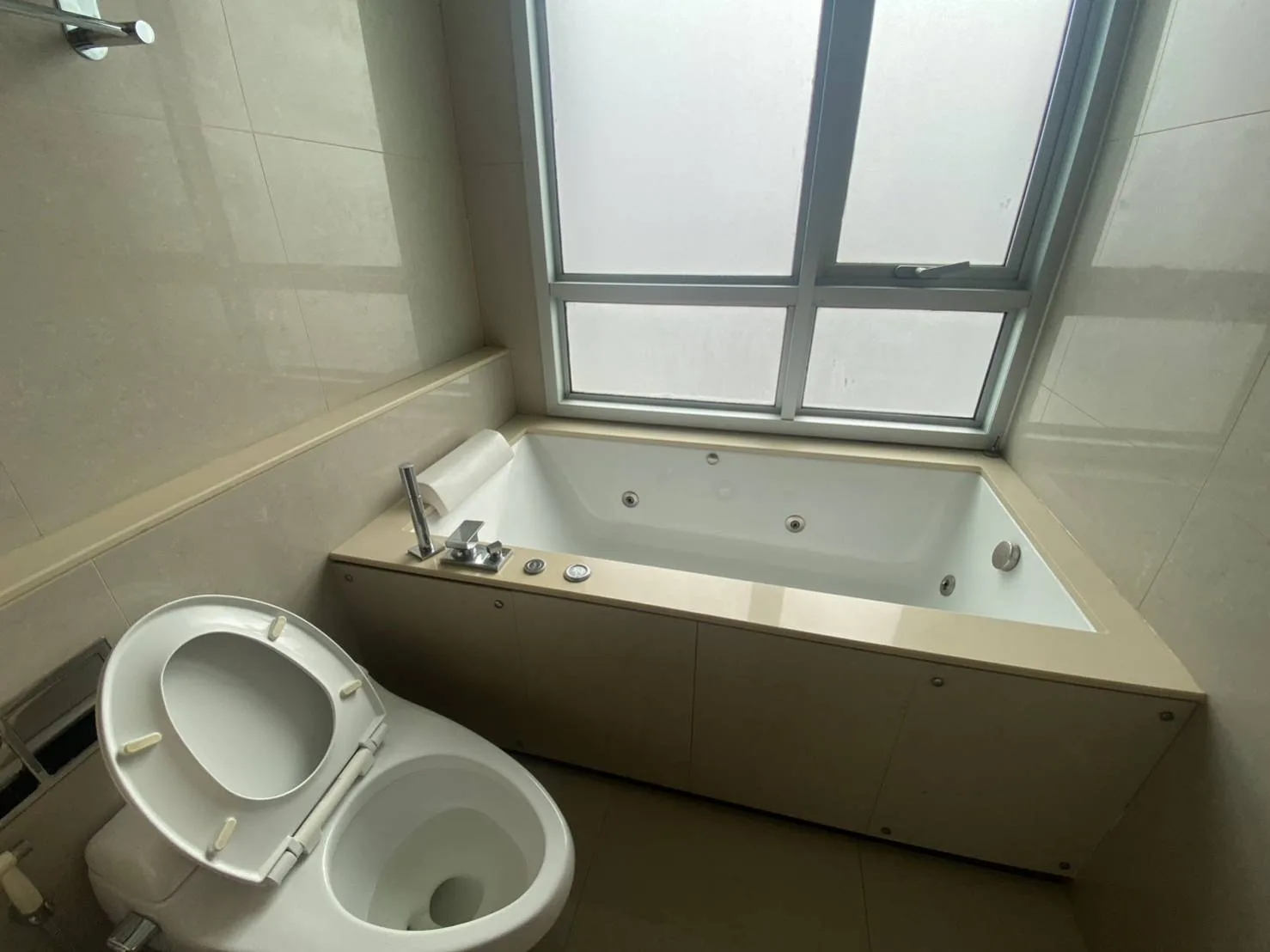 Property photos for The Address Asoke