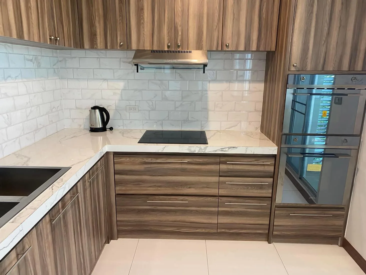 Property photos for Vivi Avenue Thonglor