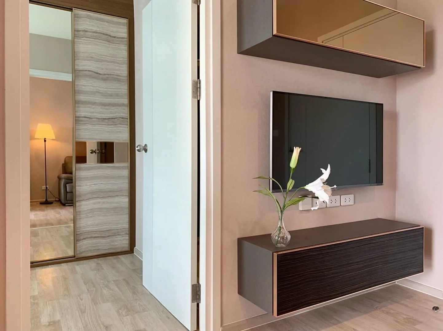 Property photos for Plum Condo Ramkhamhaeng Station