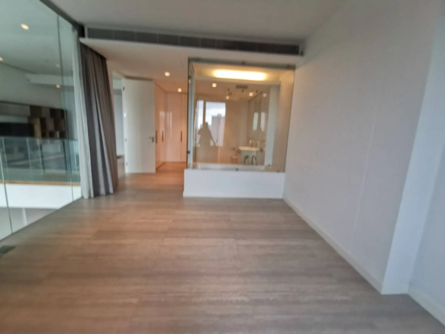 Property photos for 185 Rajadamri