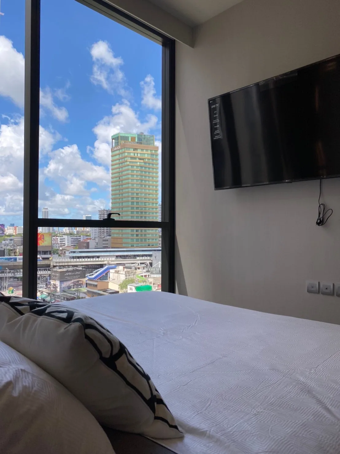 Property photos for Celes Asoke
