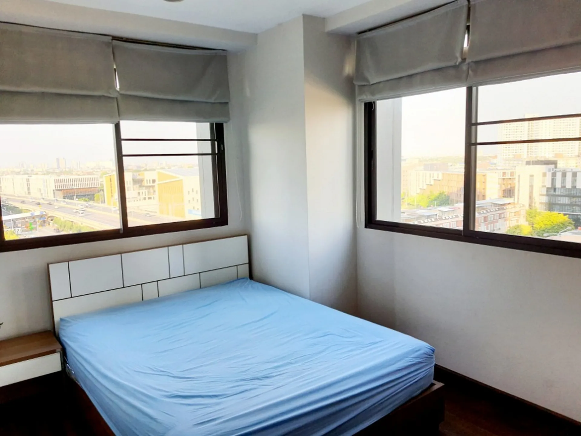 Property photos for Vista Garden