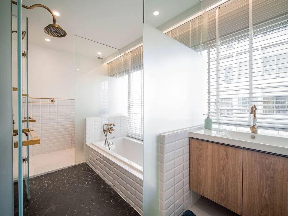 Property photos for Noble Ora