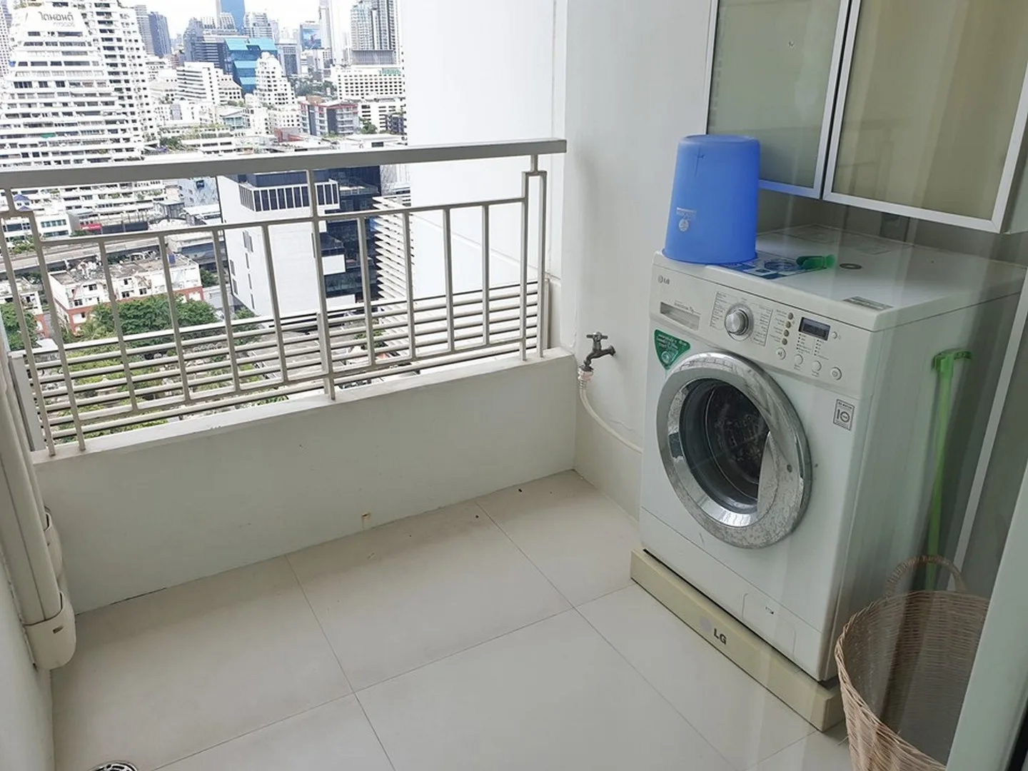 Property photos for Ivy Sathorn 10