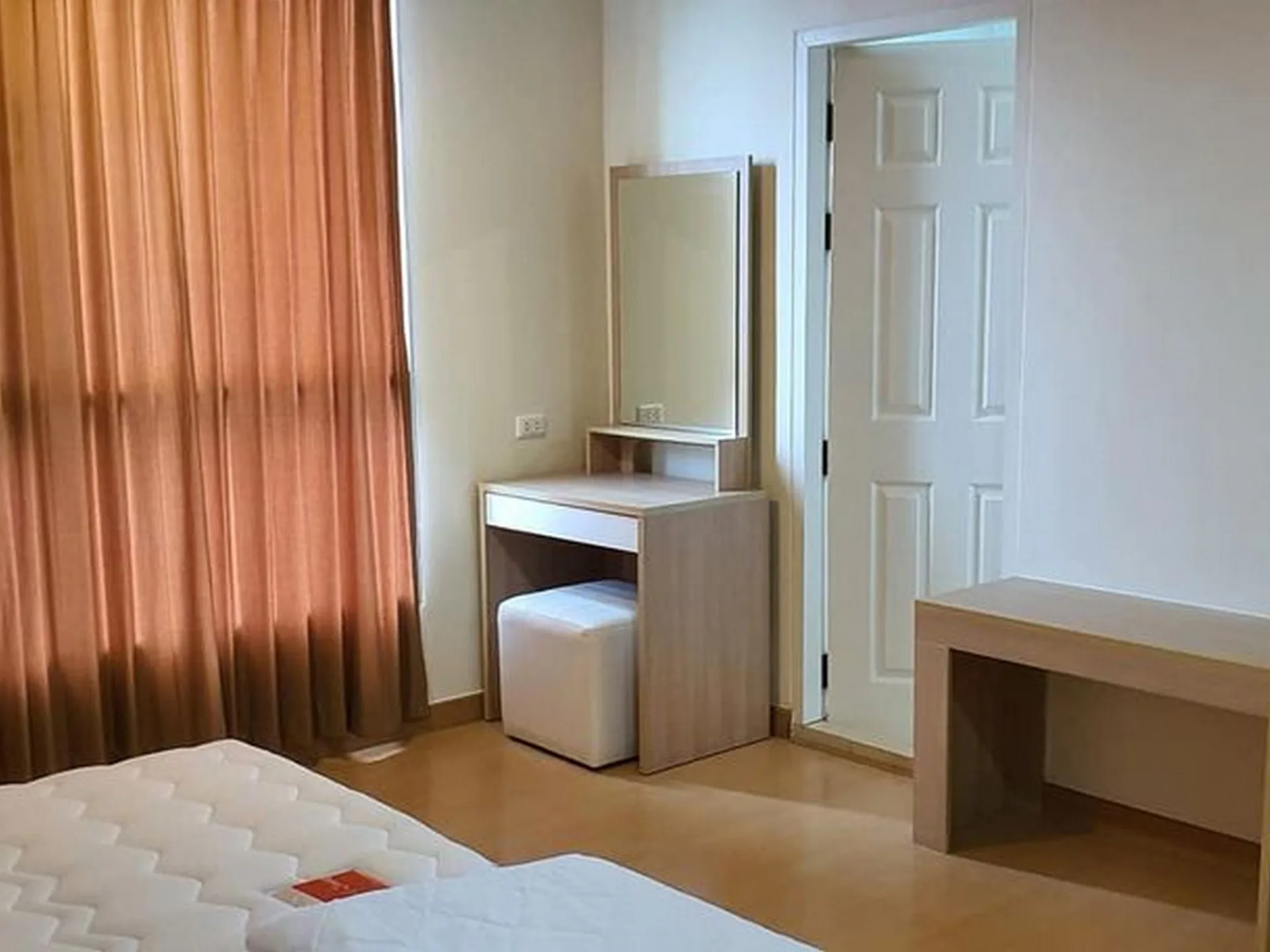 Property photos for Life Sukhumvit 67