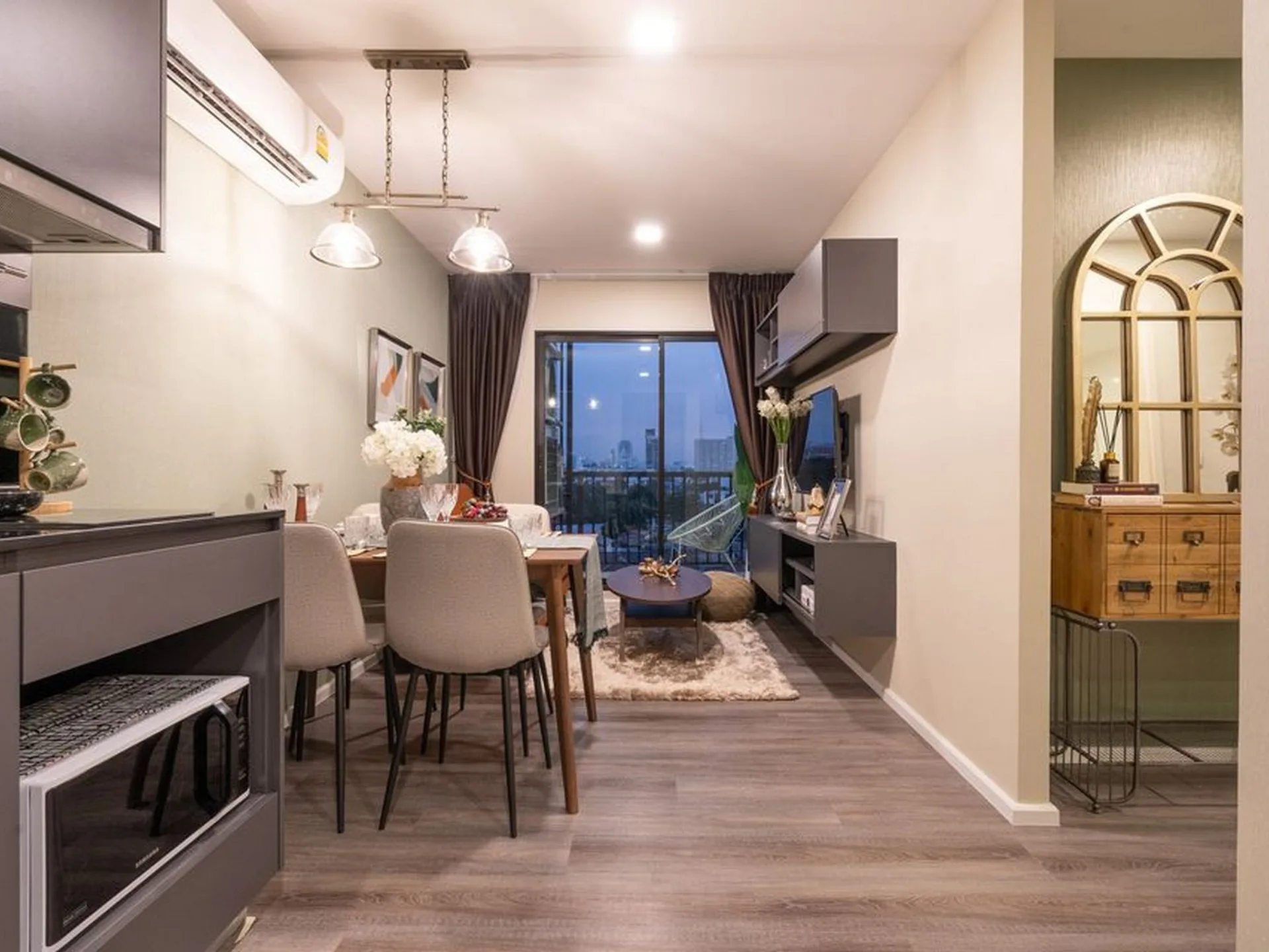 Property photos for Notting Hill Jatujak - Interchange