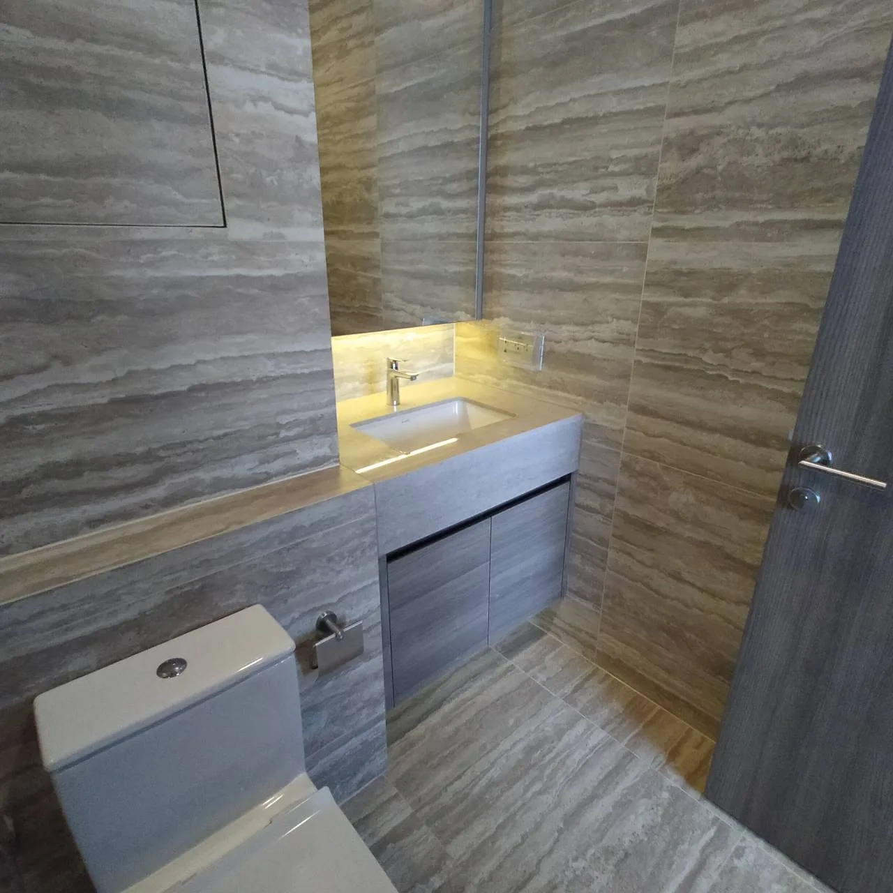 Property photos for Celes Asoke