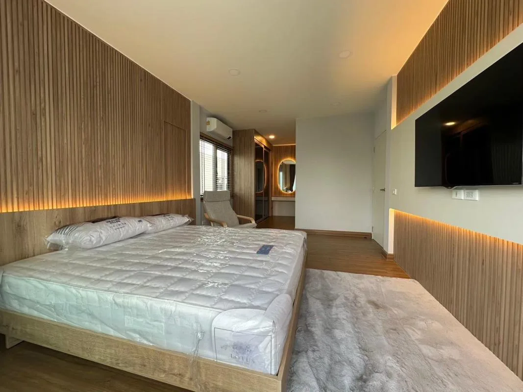 Property photos for Centro Bangna - Km.7