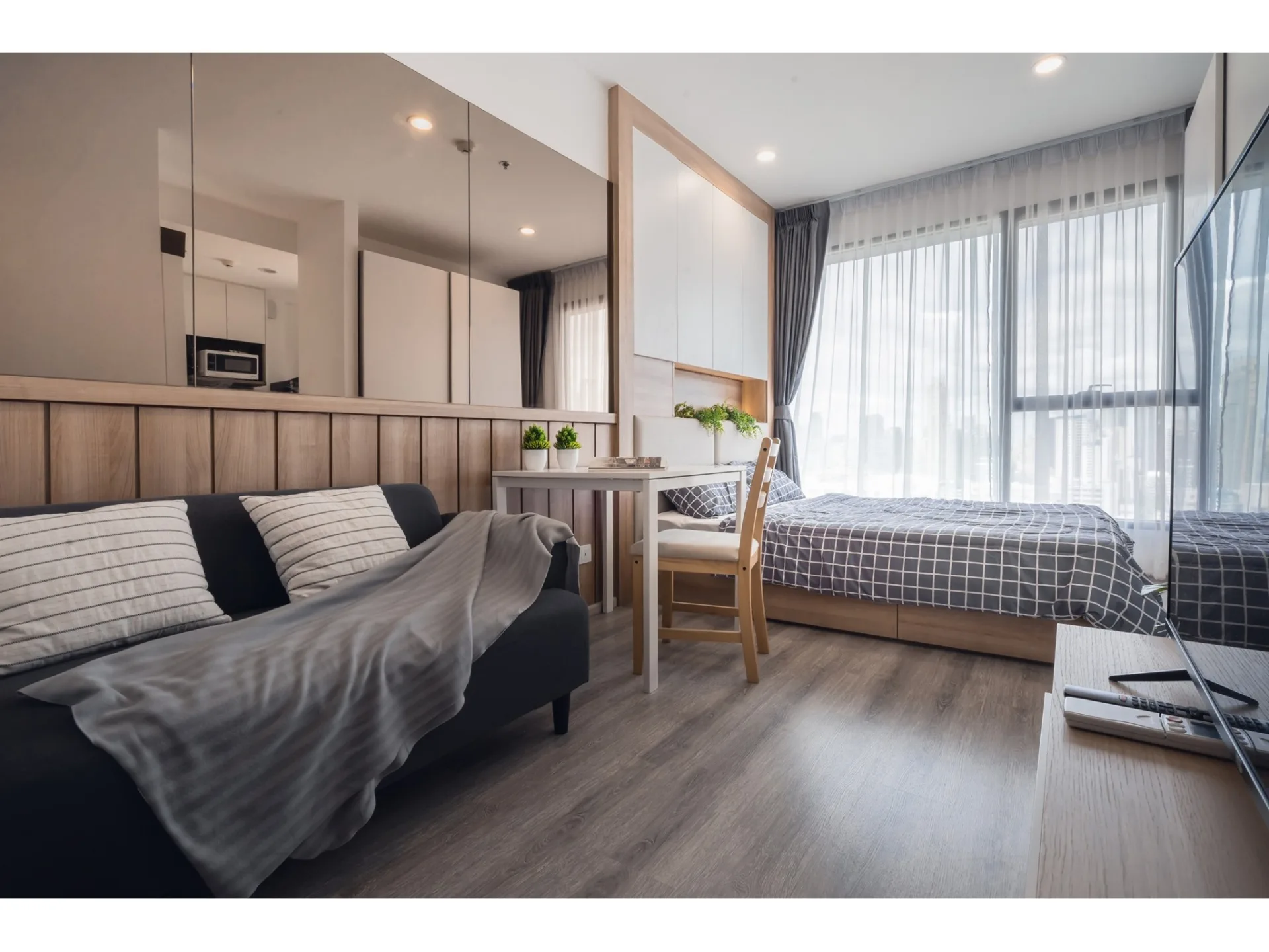 Property photos for Ideo Mobi Asoke